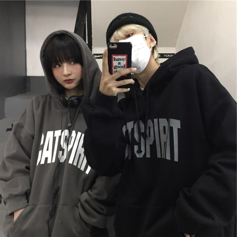 Áo hoodie nam nữ phong cách đường phố in chữ CATSPIRIT form rộng, chất vải cotton mềm mịn đã bán hơn 24k đơn hàng trên Shopee.